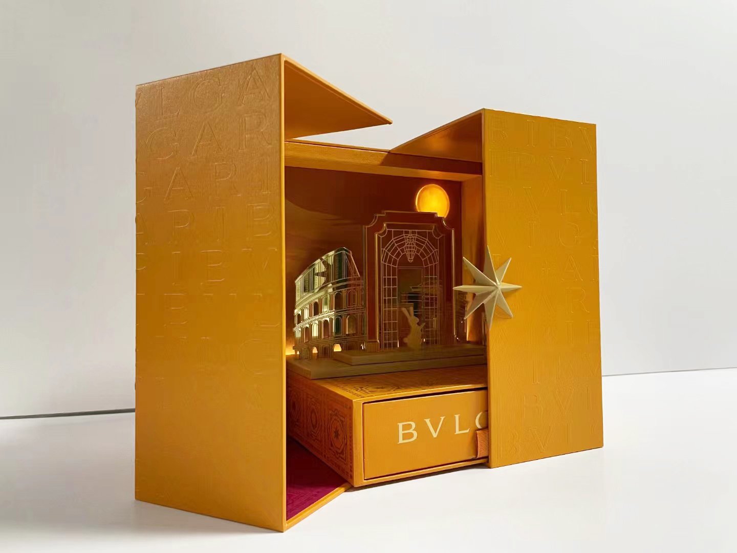 Custom Rigid Boxes Supplier