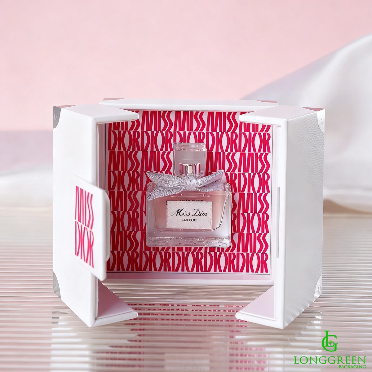 Magnetic Closure Boxes